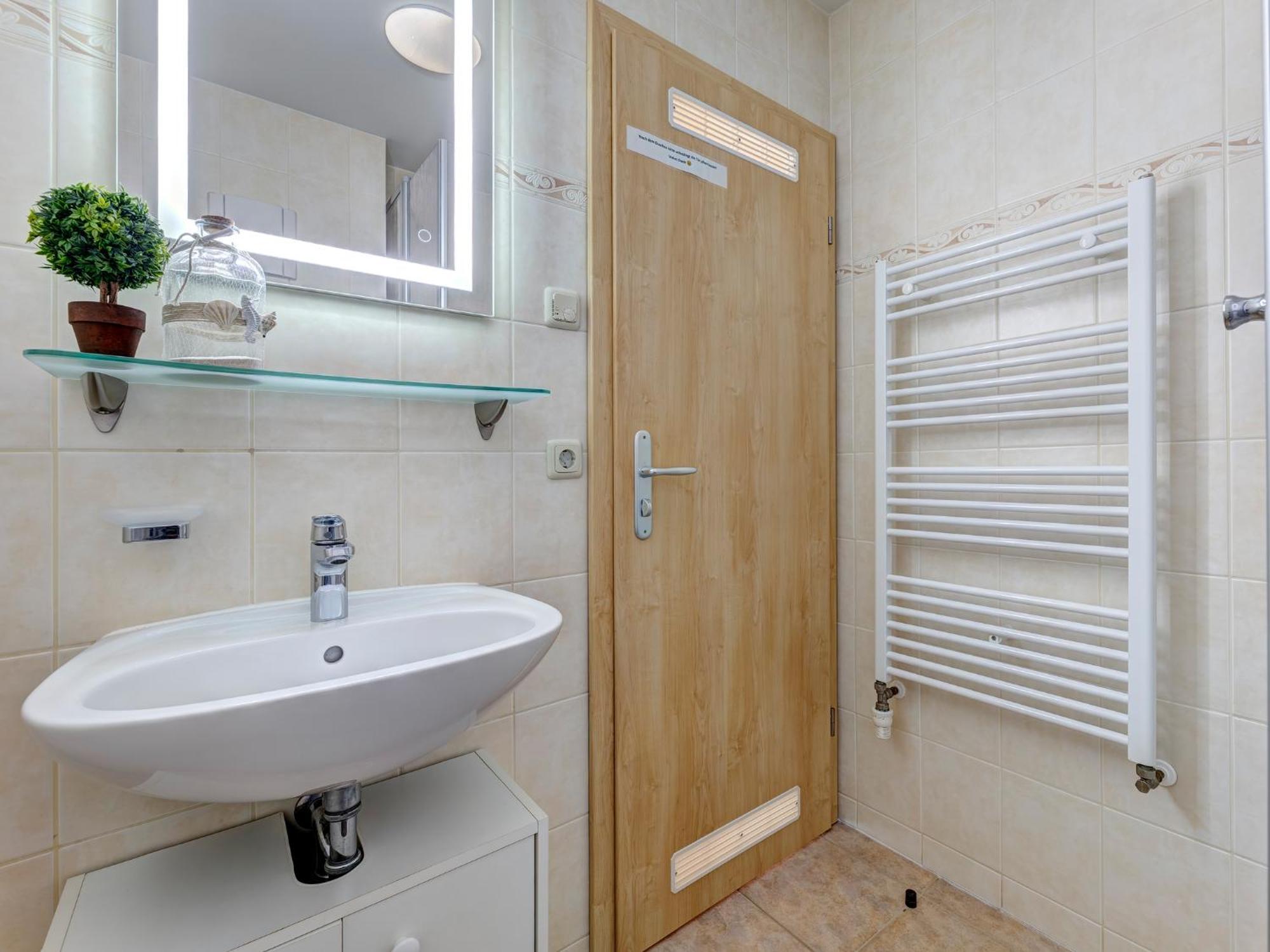 צינוביץ Ferienwohnung Doehner Wohnung 4 מראה חיצוני תמונה